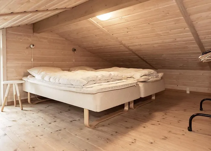 10 Person In Thisted-by Traum * Klitmøller